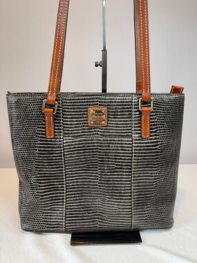 Dooney & Bourke 1975 Embossed Lizard Dark Brown Leather Shoulder Bag